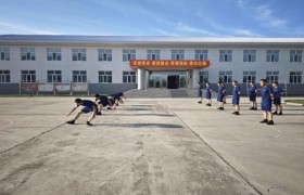 强化基础体能 铸就火场无畏先锋